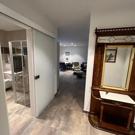 Penthouse アパート Büdingen